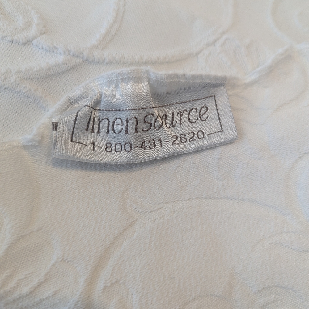 THE LINEN SOURCE Ivory Mattelasse Twin Bedspread Coverlet - Picture 5 of 7